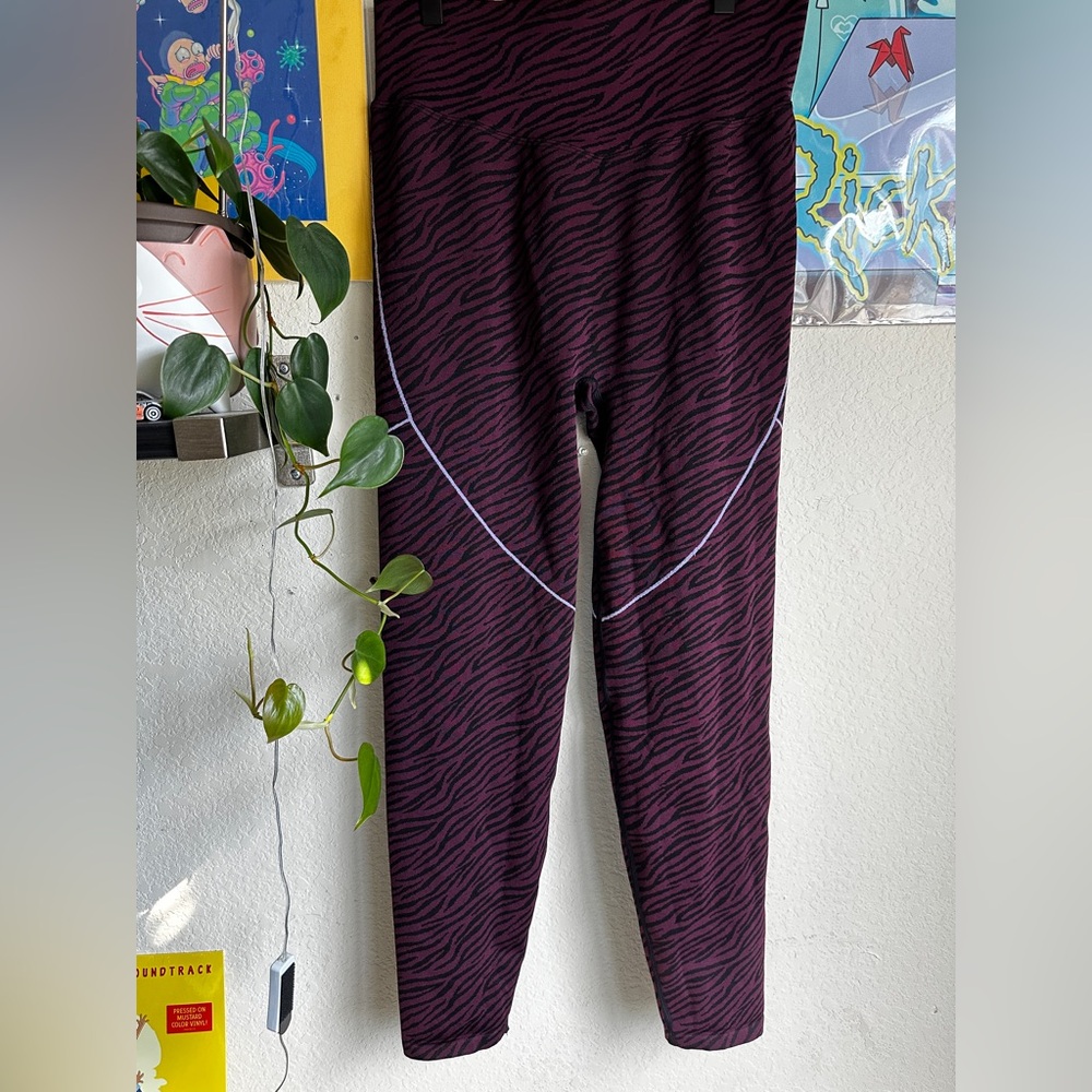 PINK Leggings